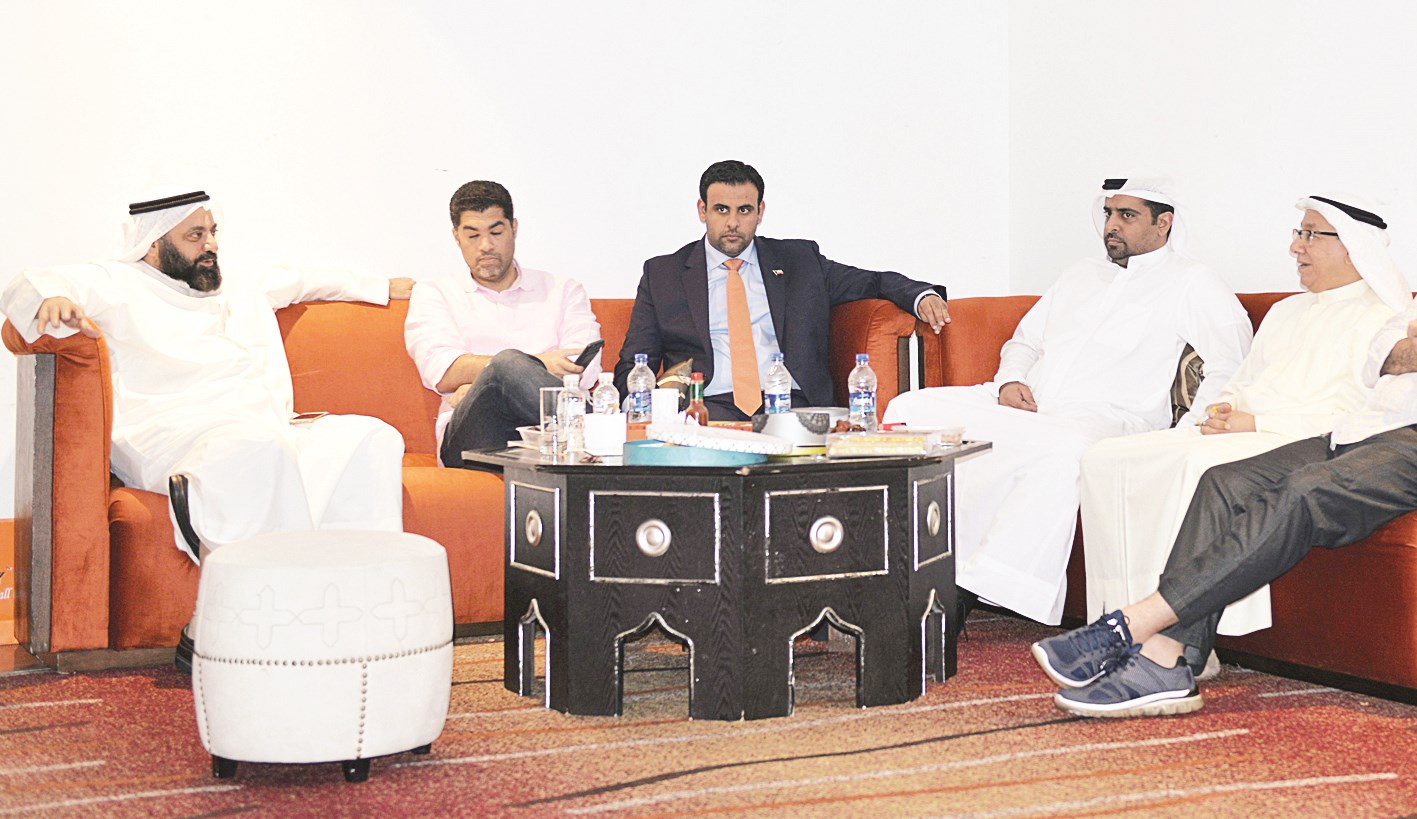 السفير حيات والنصف والرويعي والطبطبائي وعمر الطبطبائي ويوسف الفضالة