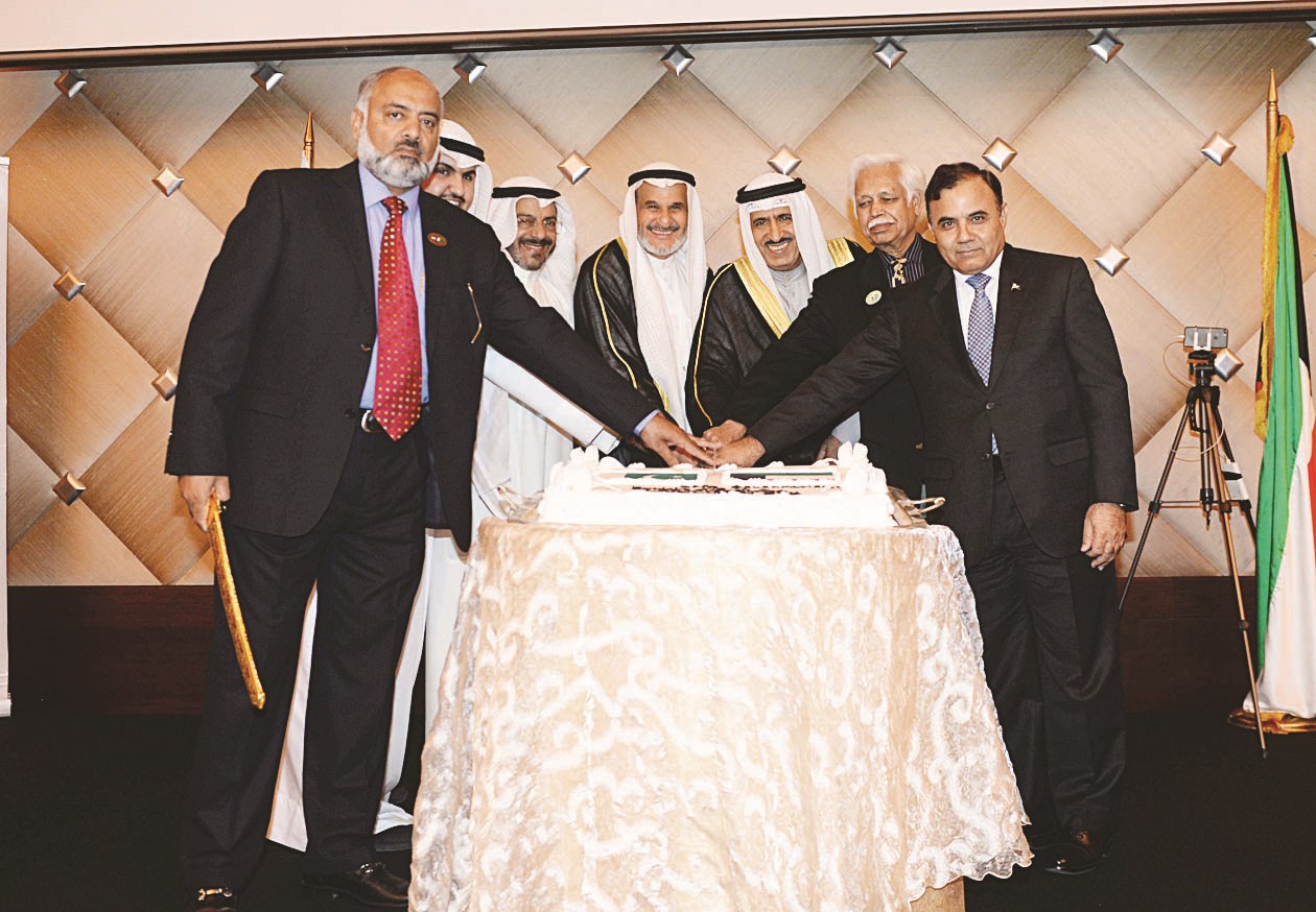 u062fu0633u062au062cu064au0631 u0648u0643u0631u0627u0645 u0627u0644u0644u0647 u063au0648u0631u064a u0648u0639u0628u062fu0627u0644u0644u0647 u0641u0647u062f u0627u0644u0645u0627u0644u0643 u0648u0627u0644u0645u0637u0648u0639 u0648u0627u0644u0635u0627u0646u0639 u0648u0631u0627u0646u0627 u062du0633u064au0646 (u062au0635u0648u064au0631 u0632u0643u0631u064au0627 u0639u0637u064au0629)