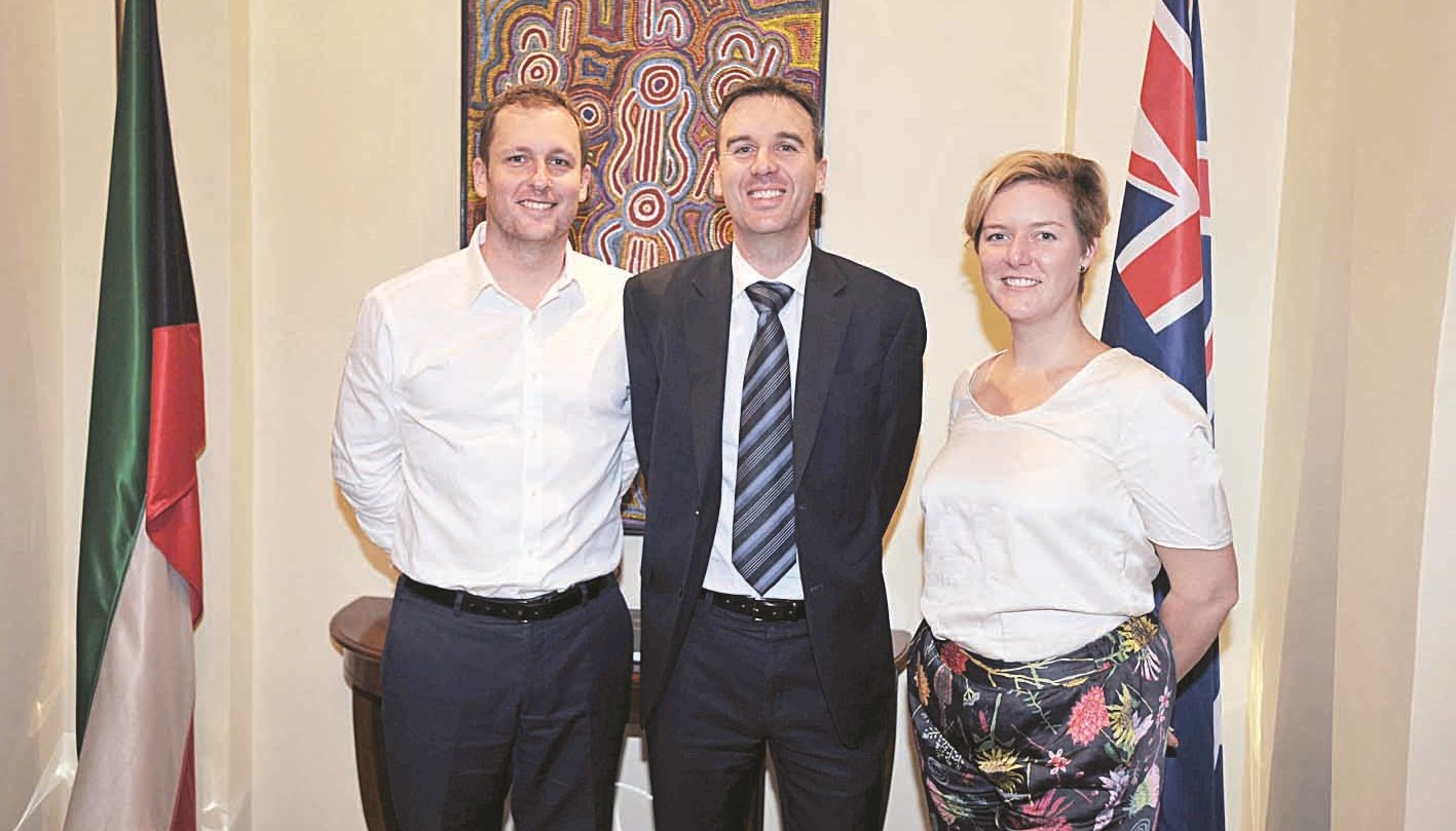 u0627u0644u0633u0641u064au0631 u0647u0627u0648u0643 u064au062au0648u0633u0637 u0627u0644u0625u0639u0644u0627u0645u064au064au0646 u0628u064au0644 u062au0627u064au0644u0648u0631 u0648u0628u064au062au0631 u0623u0648u0646u0633u064au0644u064au0646