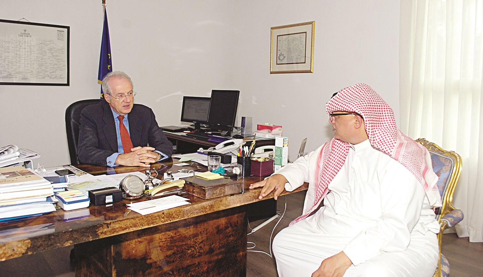 u0628u0627u0628u0627u062fu0627u0643u064au0633 u064au062au062du062fu062b u0644u0644u0632u0645u064au0644 u062eu0627u0644u062f u0627u0644u0634u0631u0642u0627u0648u064a (u062au0635u0648u064au0631 u0628u0633u0627u0645 u0632u064au062fu0627u0646)