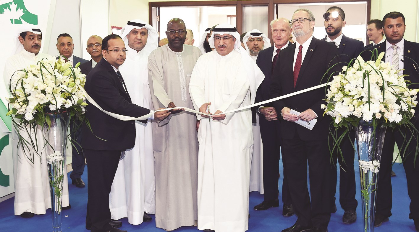 u0627u0644u0641u0627u0631u0633 u0645u0641u062au062au062du0627 u0627u0644u0645u0639u0631u0636 u0627u0644u062au0639u0644u064au0645u064a u0648u0633u0637 u062du0636u0648u0631 u062fu064au0628u0644u0648u0645u0627u0633u064a