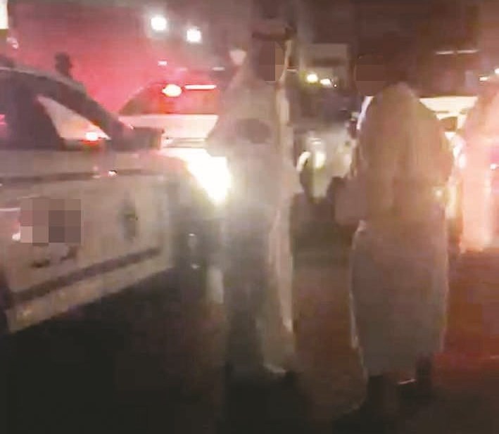 u0627u0645u0631u0623u0629 u062au0633u0628 u0631u062cu0627u0644 u0627u0644u0623u0645u0646 u0643u0645u0627 u0638u0647u0631 u0641u064a u0627u0644u0641u064au062fu064au0648