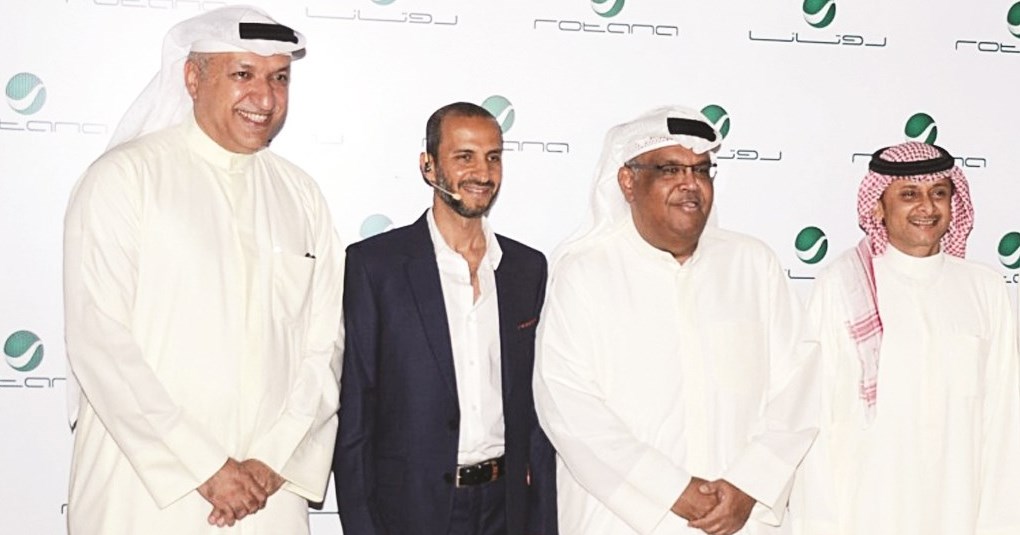 u0645u0645u062fu0648u062d u0633u064au0641 u0645u062au0648u0633u0637u0627u064b u0646u0628u064au0644 u0634u0639u064au0644 u0648u0639u0628u062fu0627u0644u0645u062cu064au062f u0639u0628u062fu0627u0644u0644u0647 u0648u0633u0627u0644u0645 u0627u0644u0647u0646u062fu064a (u062au0635u0648u064au0631 u0637u0627u0631u0642 u0639u0632u0627u0644u062fu064au0646)