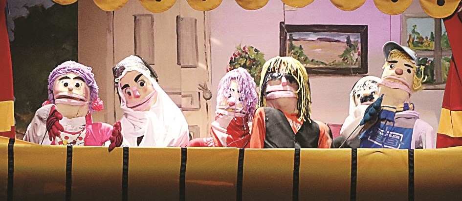 u0645u0646 u0639u0631u0636 u00abu0639u0628u0627u0644u064a u0623u0641u0631u062d u0623u0645u0631u062d u0623u062au0639u0644u0645u00bb (u062au0635u0648u064au0631 u0623u0633u0639u062f u0639u0628u062fu0627u0644u0644u0647)