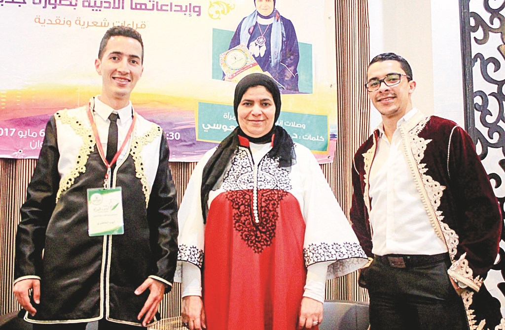 هيفاء السنعوسي تتوسط أيوب لقسومي وأيوب الخاضري