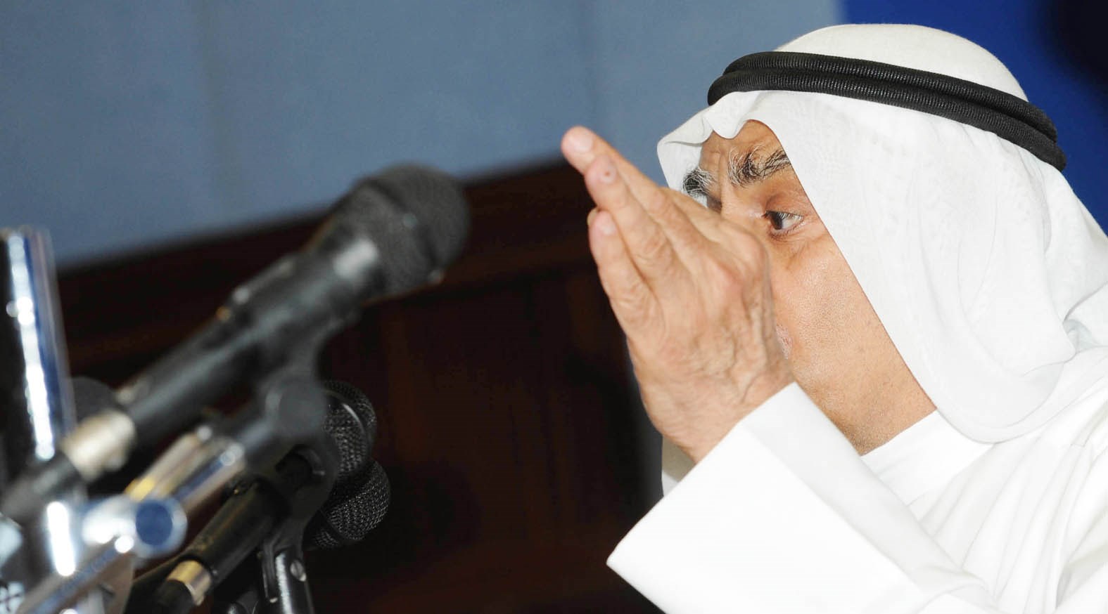 u0627u0644u0633u0639u062fu0648u0646 u0645u062au062du062fu062bu0627 u0641u064a u0627u0644u0646u062fu0648u0629 (u062au0635u0648u064au0631 u0633u0639u0648u062f u0633u0627u0644u0645)