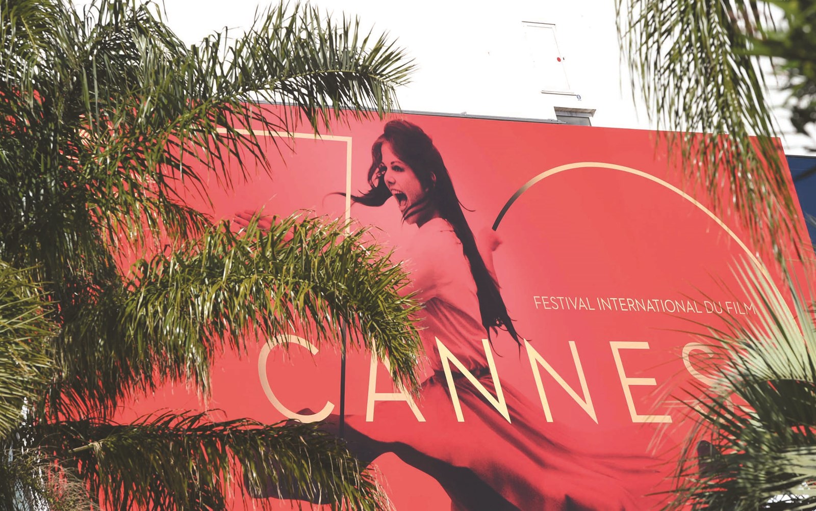 u0645u0644u0635u0642 u0627u0644u062fu0648u0631u0629 70 u0645u0646 u0645u0647u0631u062cu0627u0646 u00abu0643u0627u0646u00bb b (u062au0635u0648u064au0631 u062cu0627u0633u0645 u0628u0627u0631u0648u0646)