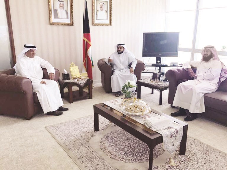 u0627u0644u0639u0627u0632u0645u064a u0645u0633u062au0642u0628u0644u0627u064b u0627u0644u0645u0646u0648u062e u0628u062du0636u0648u0631 u0627u0644u0646u0627u0626u0628 u0645u062du0645u062f u0627u0644u062du0648u064au0644u0629