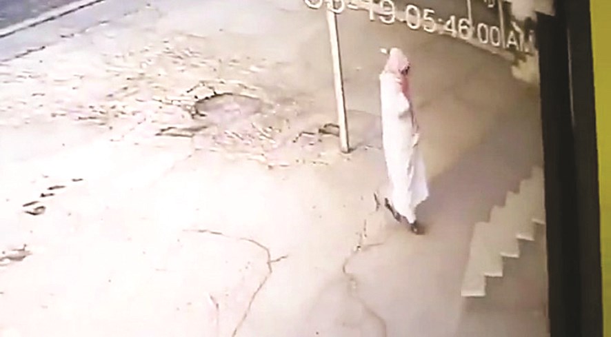 ... ومُتجهاً إلى الديوانية ملثماً