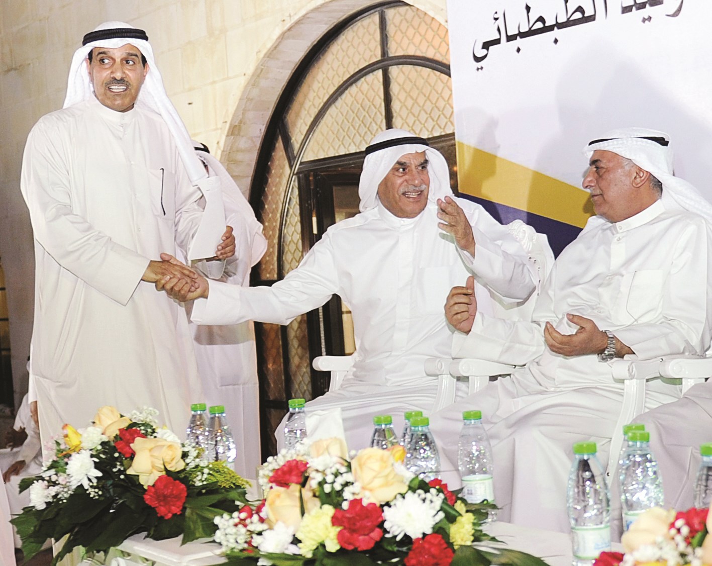 السعدون بين الخليفة والمويزري