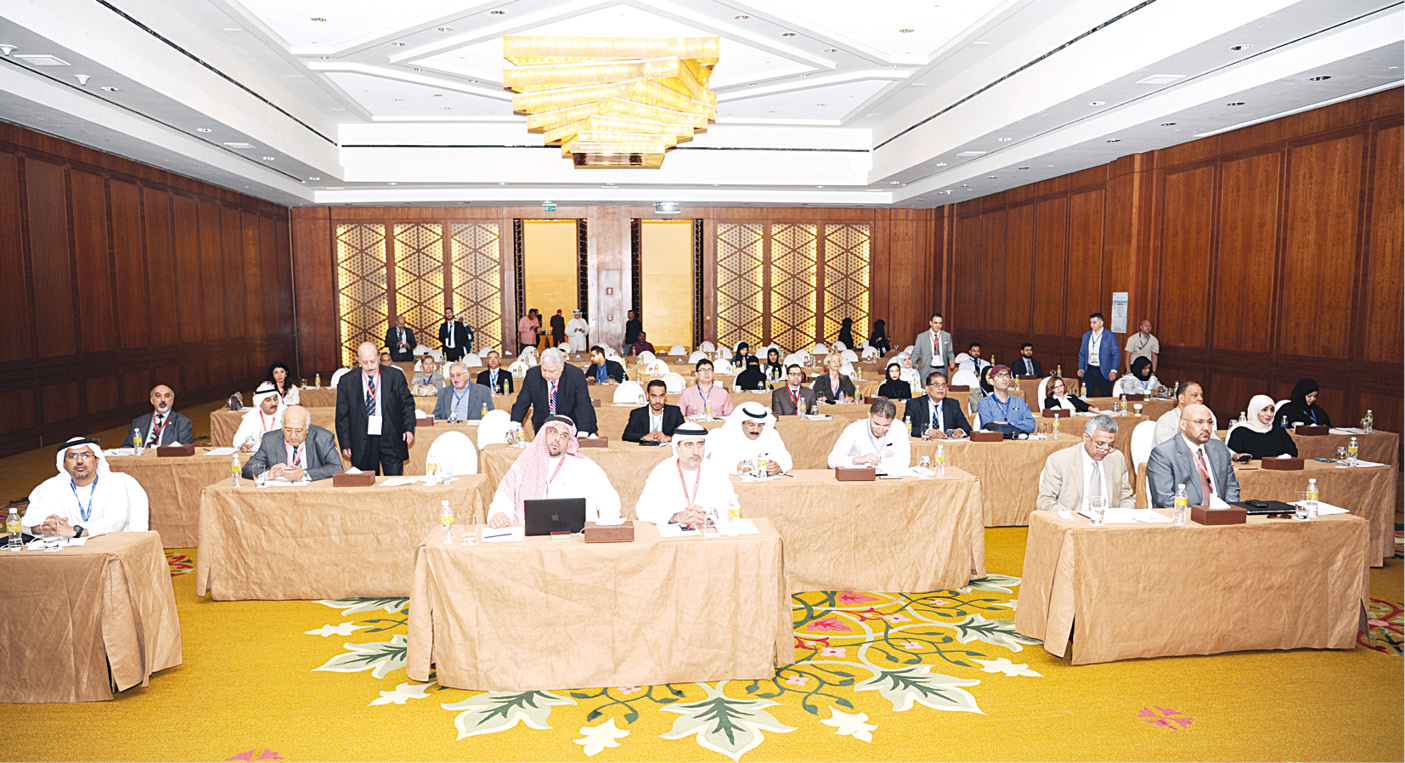 u0627u0644u062du0636u0648u0631 u064au062au0627u0628u0639u0648u0646 u0648u0642u0627u0626u0639 u0627u0644u0646u062fu0648u0629 (u062au0635u0648u064au0631 u0637u0627u0631u0642 u0639u0632 u0627u0644u062fu064au0646)