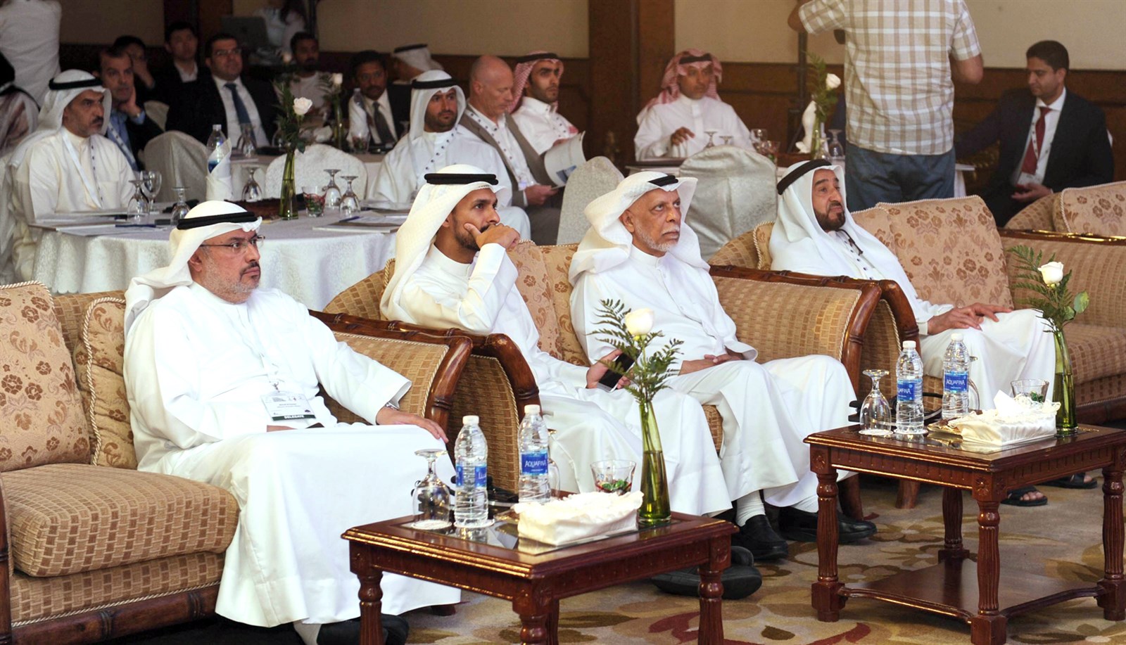 u0627u0644u062du0636u0648u0631 u0641u064a u0627u0641u062au062au0627u062d u0627u0644u0645u0646u062au062fu0649