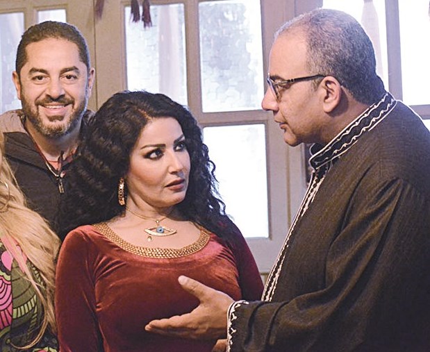 سمية الخشاب وبيومي فؤاد في مسلسل «الحلال»