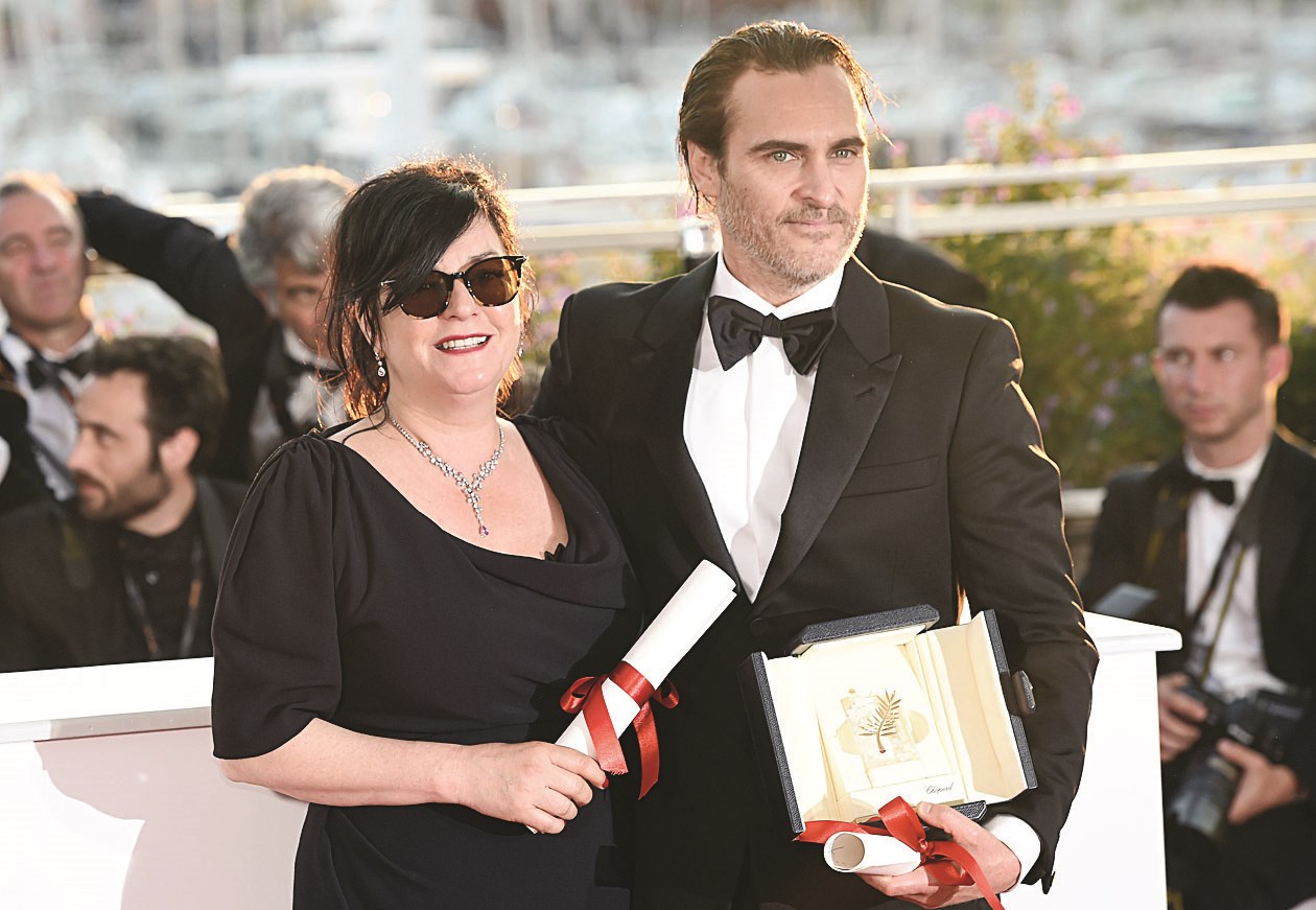 جاي?زة أفضل ممثل للأميركي يواكيم فينكس