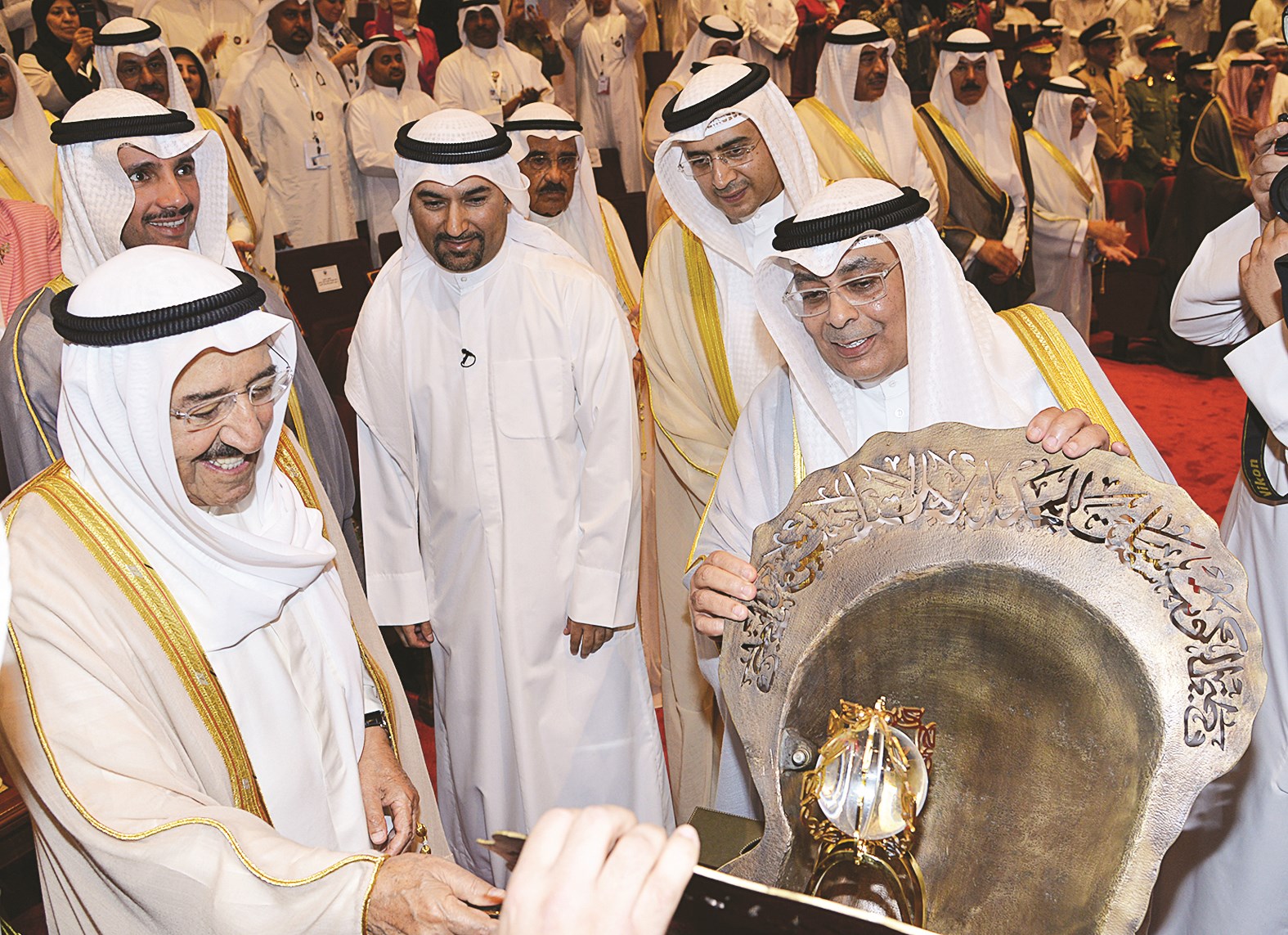 هدية لصاحب السمو