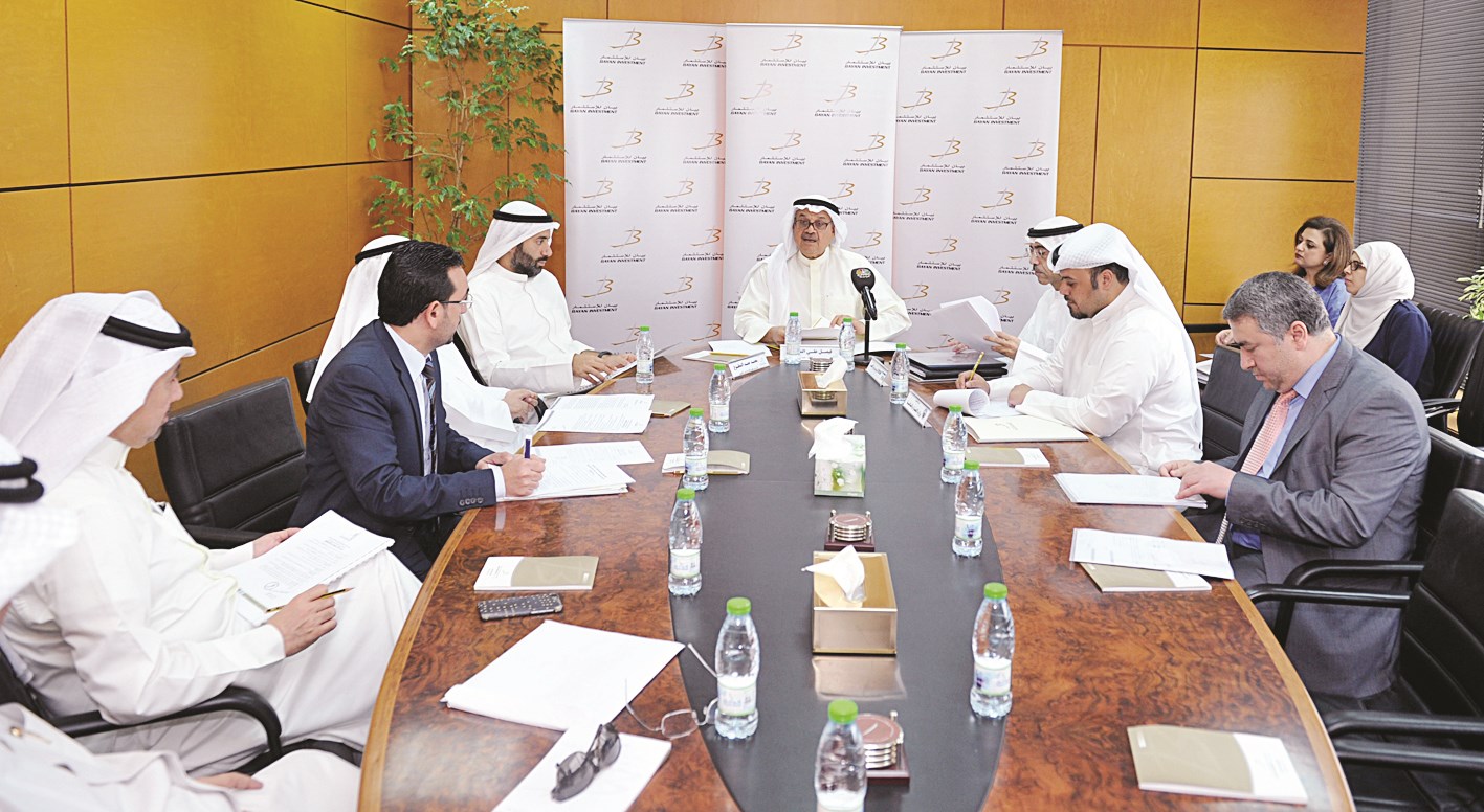 u0627u0644u0645u0637u0648u0639 u0645u062au0631u0626u0633u0627u064b u0627u0644u0627u062cu062au0645u0627u0639   (u062au0635u0648u064au0631 u0633u0639u062f u0647u0646u062fu0627u0648u064a)