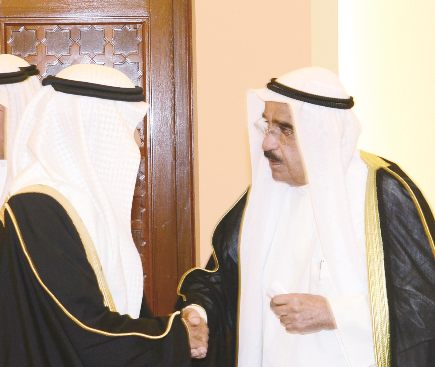 ... وفيصل السعود