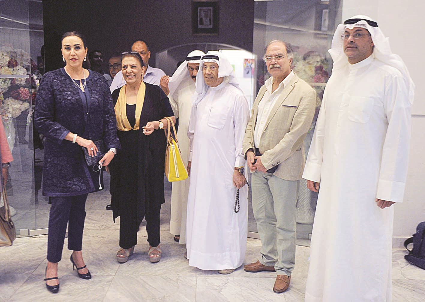 u0641u0646u0627u0646u0648u0646 u0643u0648u064au062au064au0648u0646 u0641u064a u0627u0644u0645u0639u0631u0636 (u062au0635u0648u064au0631 u0646u0648u0631 u0647u0646u062fu0627u0648u064a)