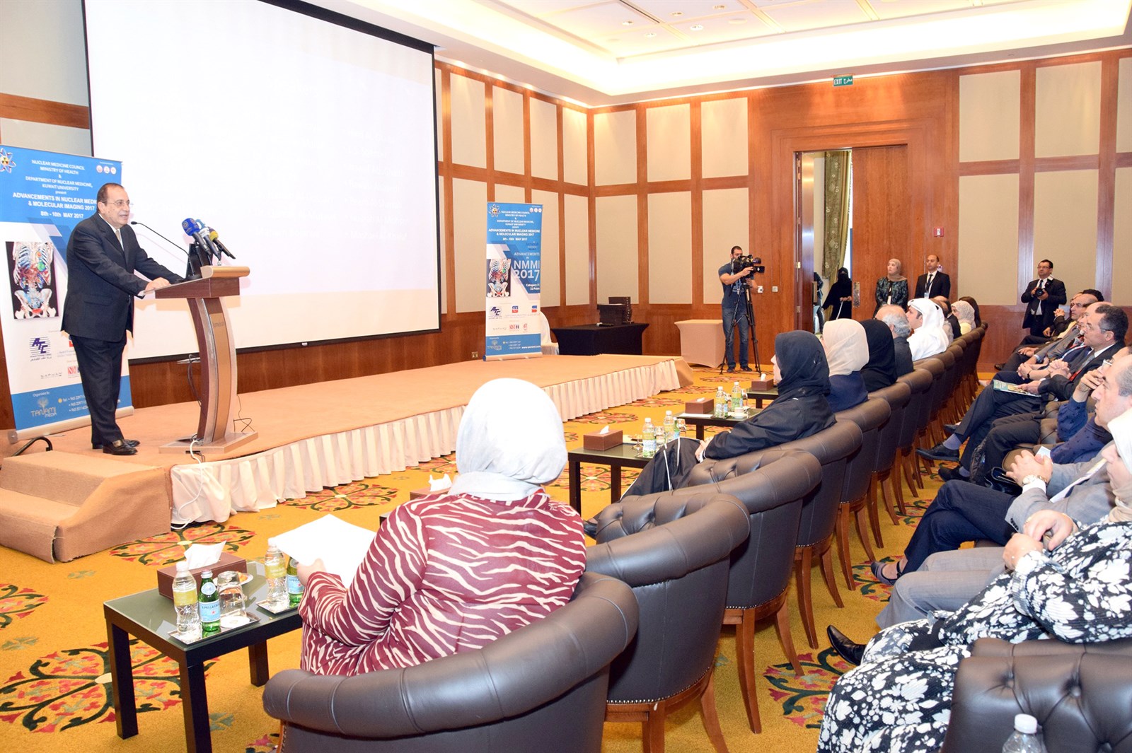 الجزار متحدثا