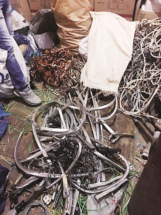 u0628u0639u0636 u0627u0644u0645u0633u0631u0648u0642u0627u062a