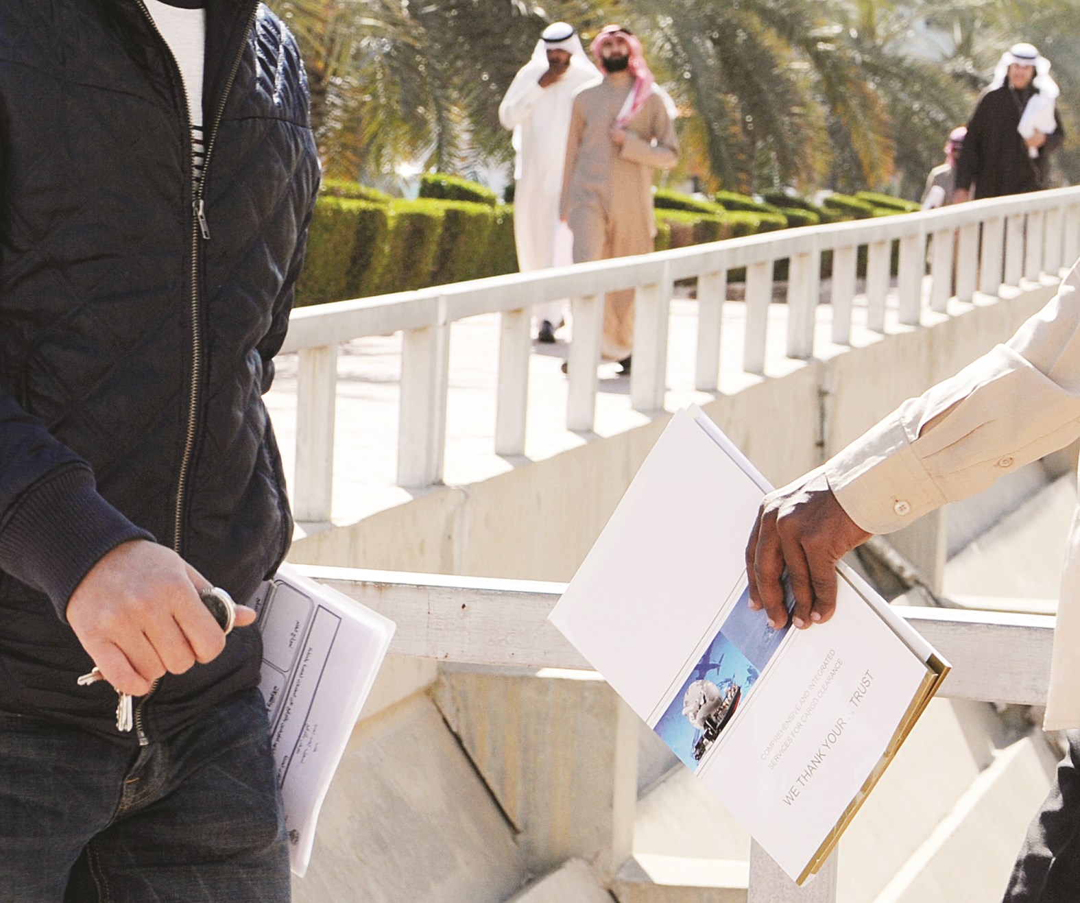 u0643u0631u0627u0633u0629 u0627u0644u0634u0631u0648u0637 u063au064au0631 u0645u062au0648u0641u0631u0629 u0641u064a u0645u062cu0645u0639 u0627u0644u0648u0632u0627u0631u0627u062a (u062au0635u0648u064au0631 u0637u0627u0631u0642 u0639u0632u0627u0644u062fu064au0646)