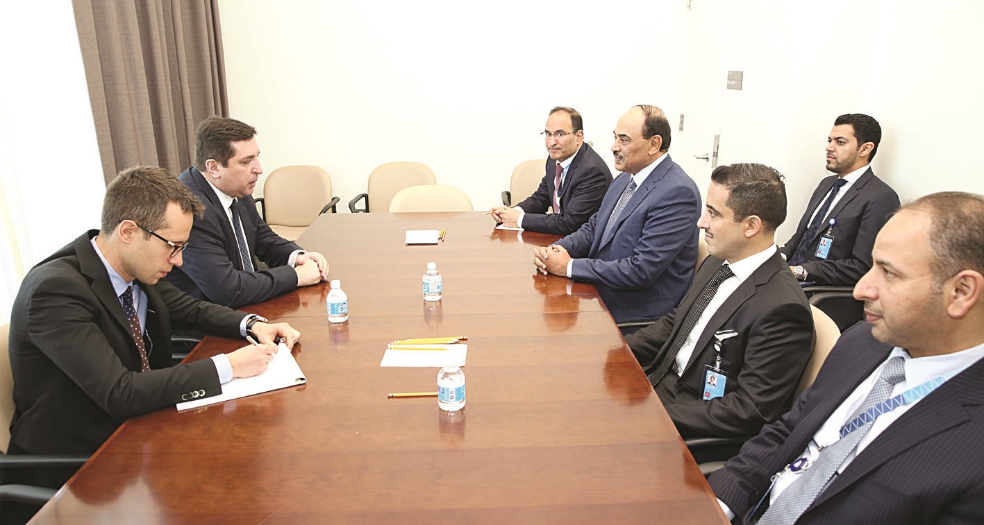 الوفدان الكويتي والروسي خلال اللقاء