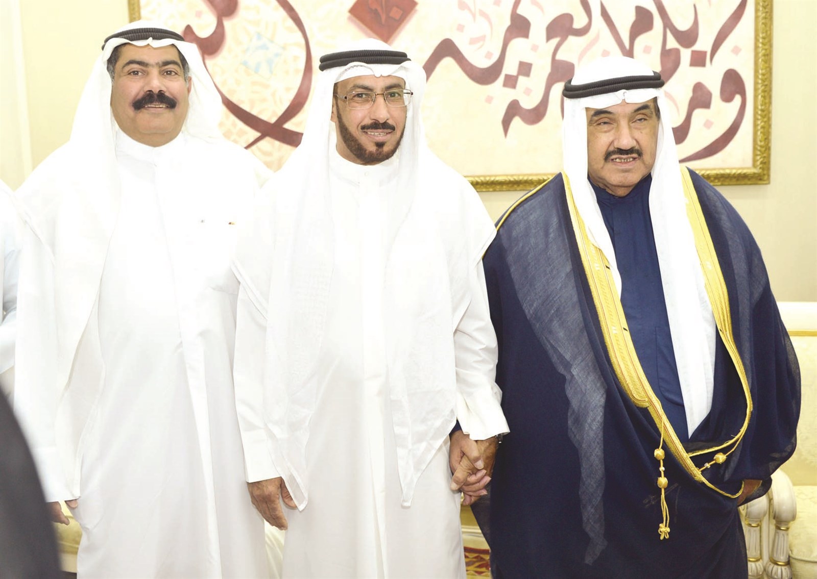 الشويعر مقدما التهنئة