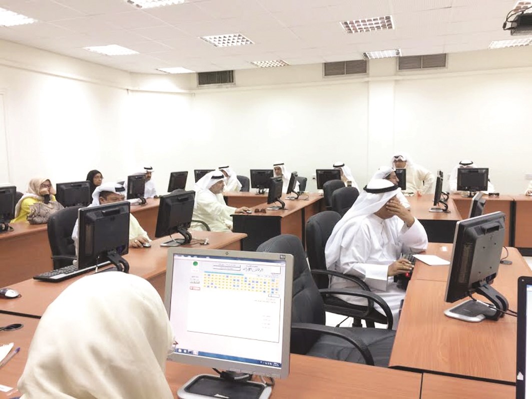 u062cu0627u0646u0628 u0645u0646 u0627u0644u0627u062eu062au0628u0627u0631u0627u062a u0627u0644u0625u0644u0643u062au0631u0648u0646u064au0629 u0644u0644u0648u0638u0627u0626u0641 u0627u0644u0625u0634u0631u0627u0641u064au0629 u0641u064a u00abu0627u0644u062au0631u0628u064au0629u00bb