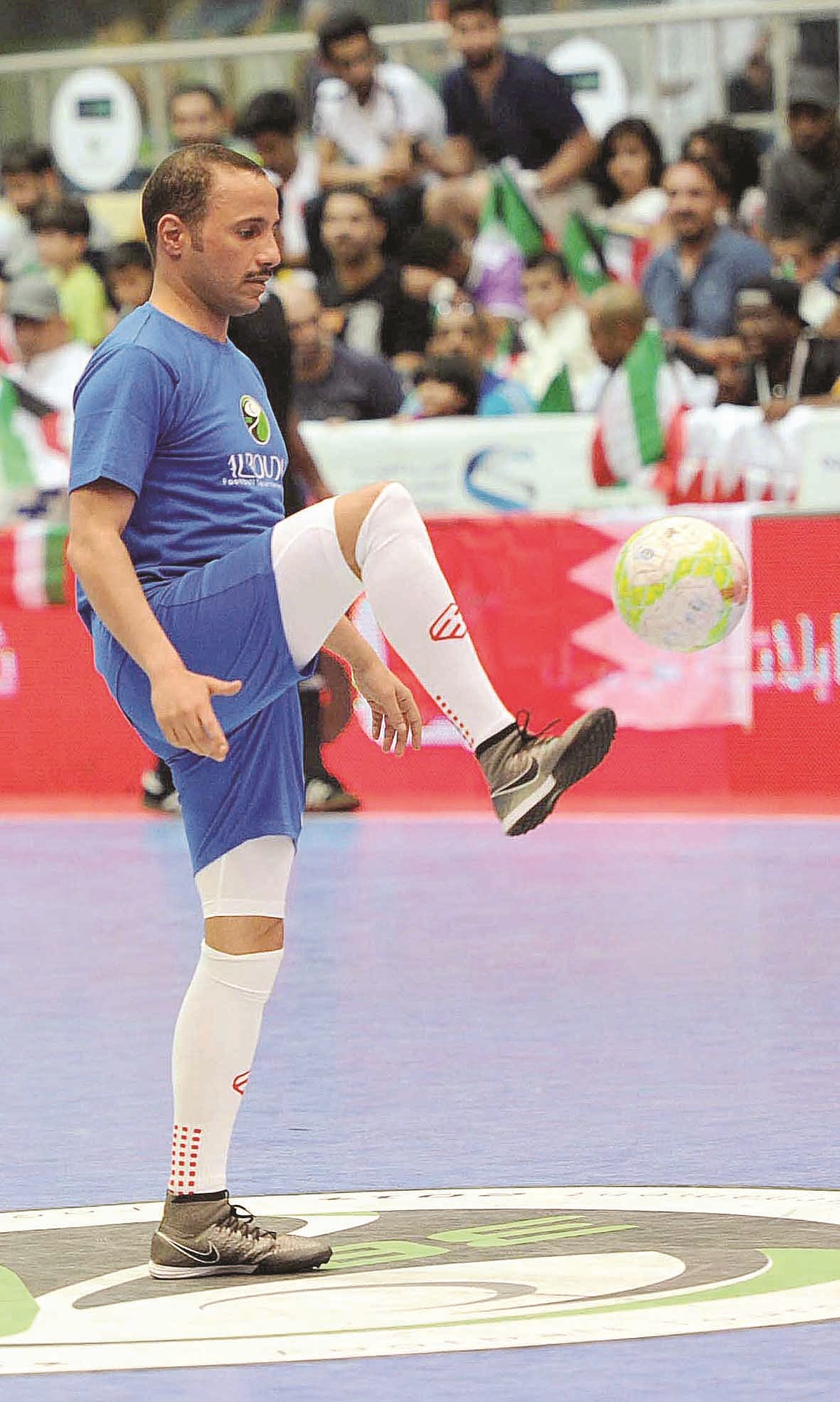 لمحات فنية من الغانم قبل المباراة