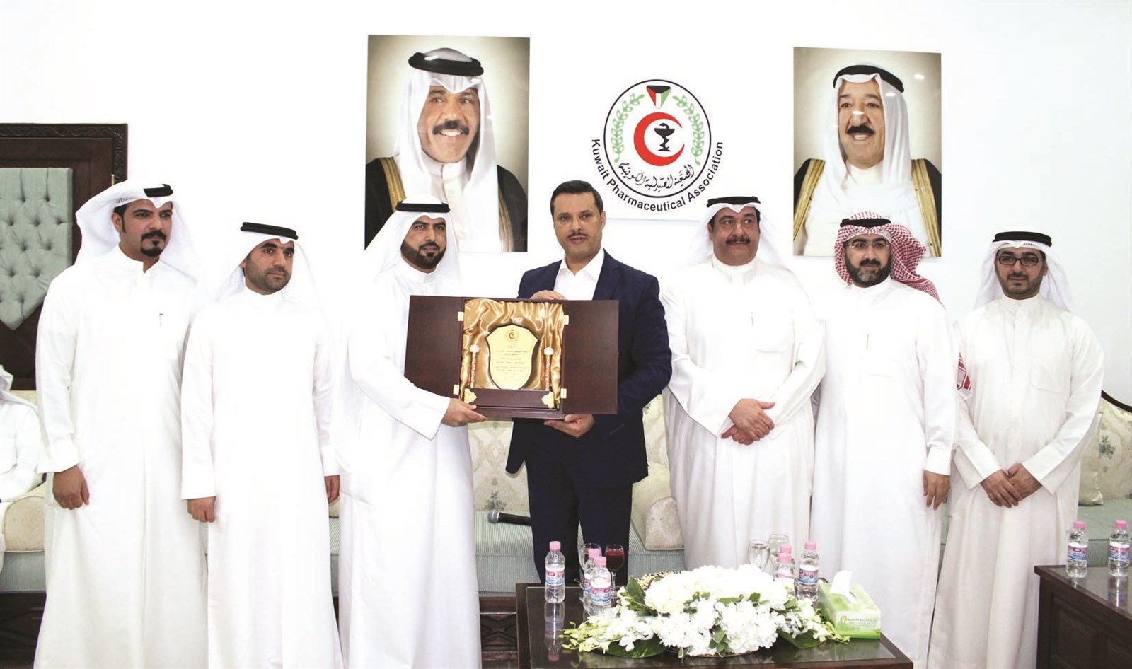 u062fu0631u0639 u062au0643u0631u064au0645u064au0629 u0645u0646 u0627u0644u062cu0645u0639u064au0629 u0627u0644u0635u064au062fu0644u0627u0646u064au0629 u0644u0644u062du0631u0628u064a (u062au0635u0648u064au0631 u0643u0631u0645 u0630u064au0627u0628)