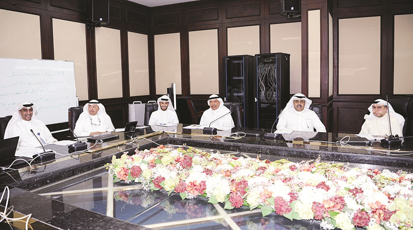 u0627u0644u0623u0633u0637u0649 u0645u062au0631u0626u0633u0627u064b u0639u0645u0648u0645u064au0629 u0627u0644u0634u0631u0643u0629 (u062au0635u0648u064au0631 u0637u0627u0631u0642 u0639u0632u0627u0644u062fu064au0646)