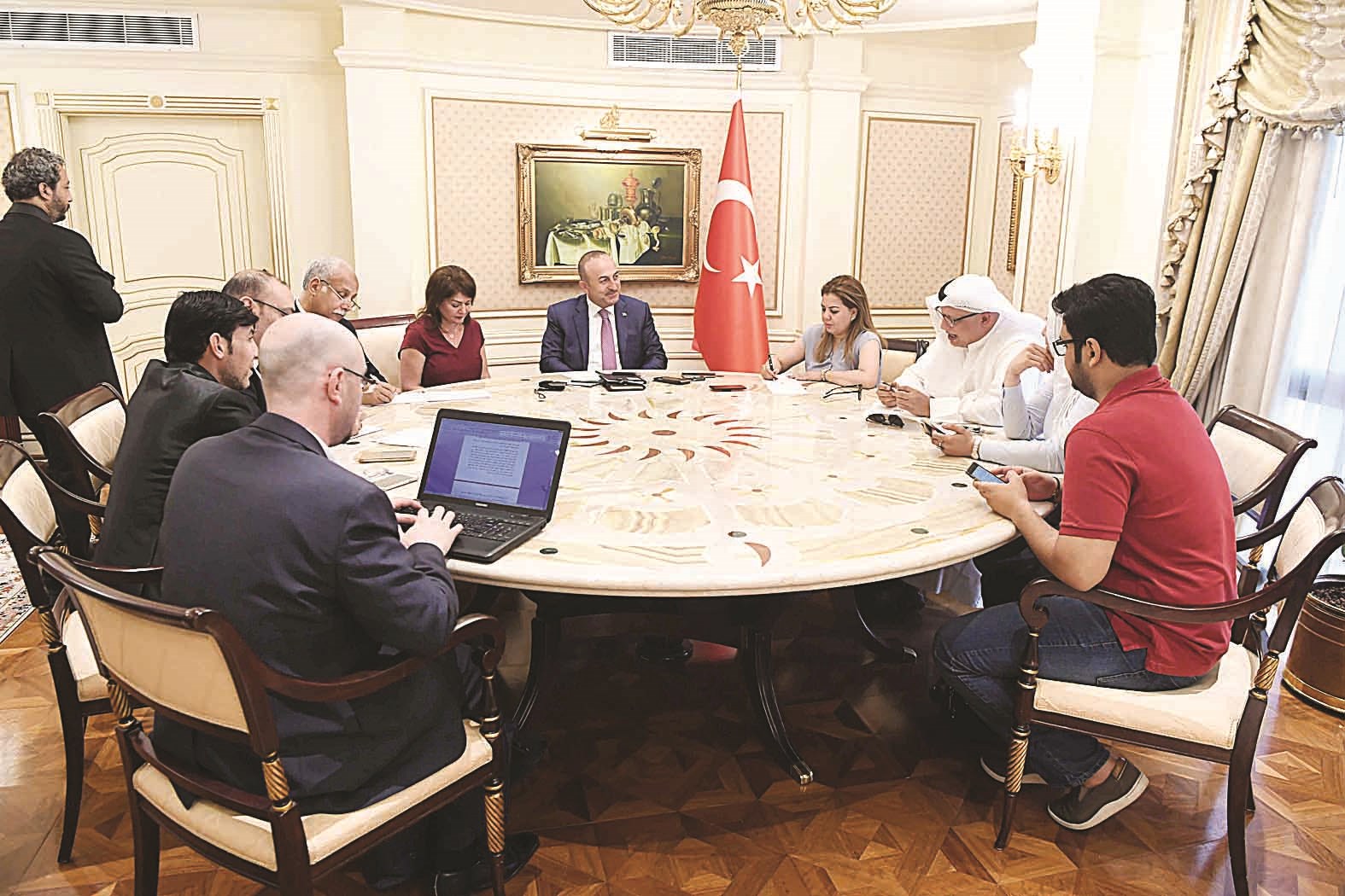 u0623u0648u063au0644u0648 u0645u062au062du062fu062bu0627 u0641u064a u0627u0644u0645u0624u062au0645u0631 u0627u0644u0635u062du0627u0641u064a