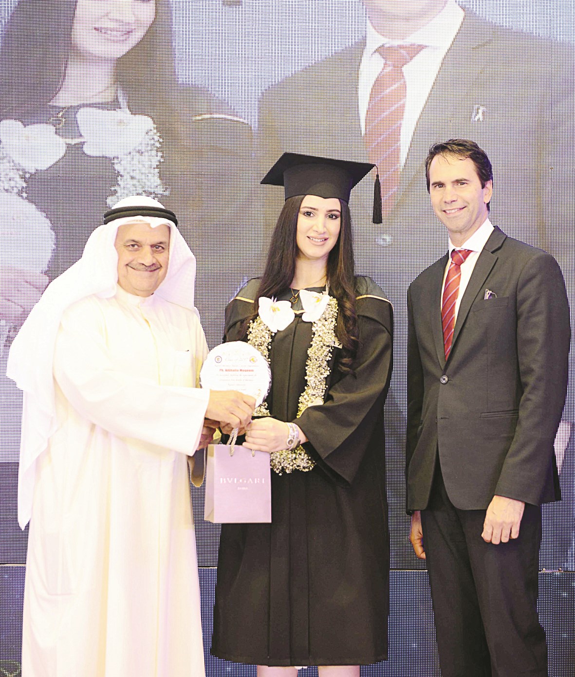 u0627u0644u0645u0637u0648u0639 u0645u0643u0631u0651u0645u0627u064b u0625u062du062fu0649 u0627u0644u062eu0631u0651u064au062cu0627u062a