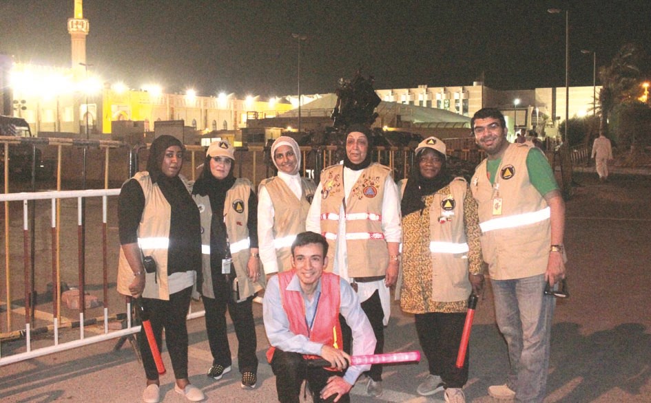 فريق الكشافة لمساعدة المصلين