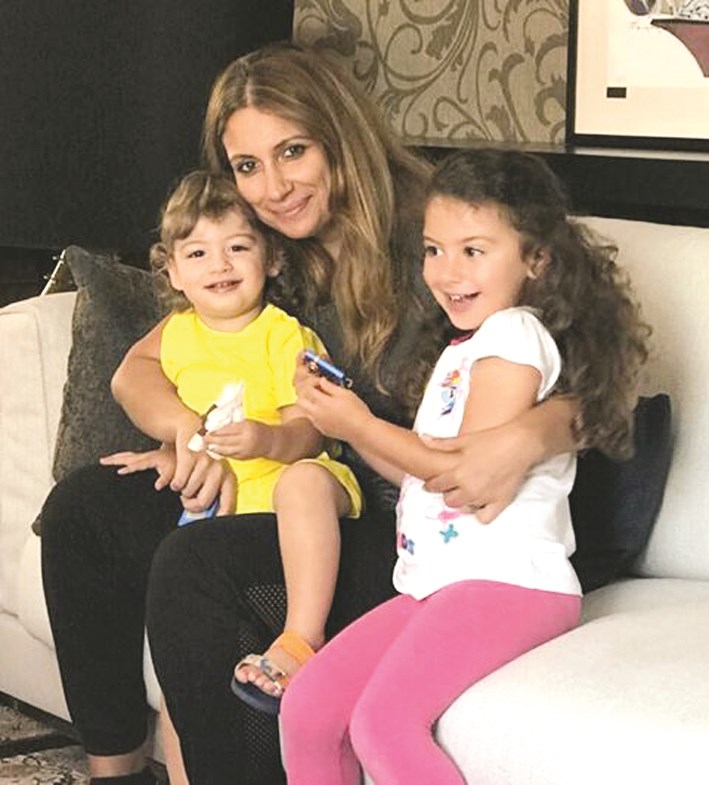 u0641u0631u062d u0627u0644u0642u0635u0627u0628 u0645u0639 u0637u0641u0644u064au0652u0647u0627