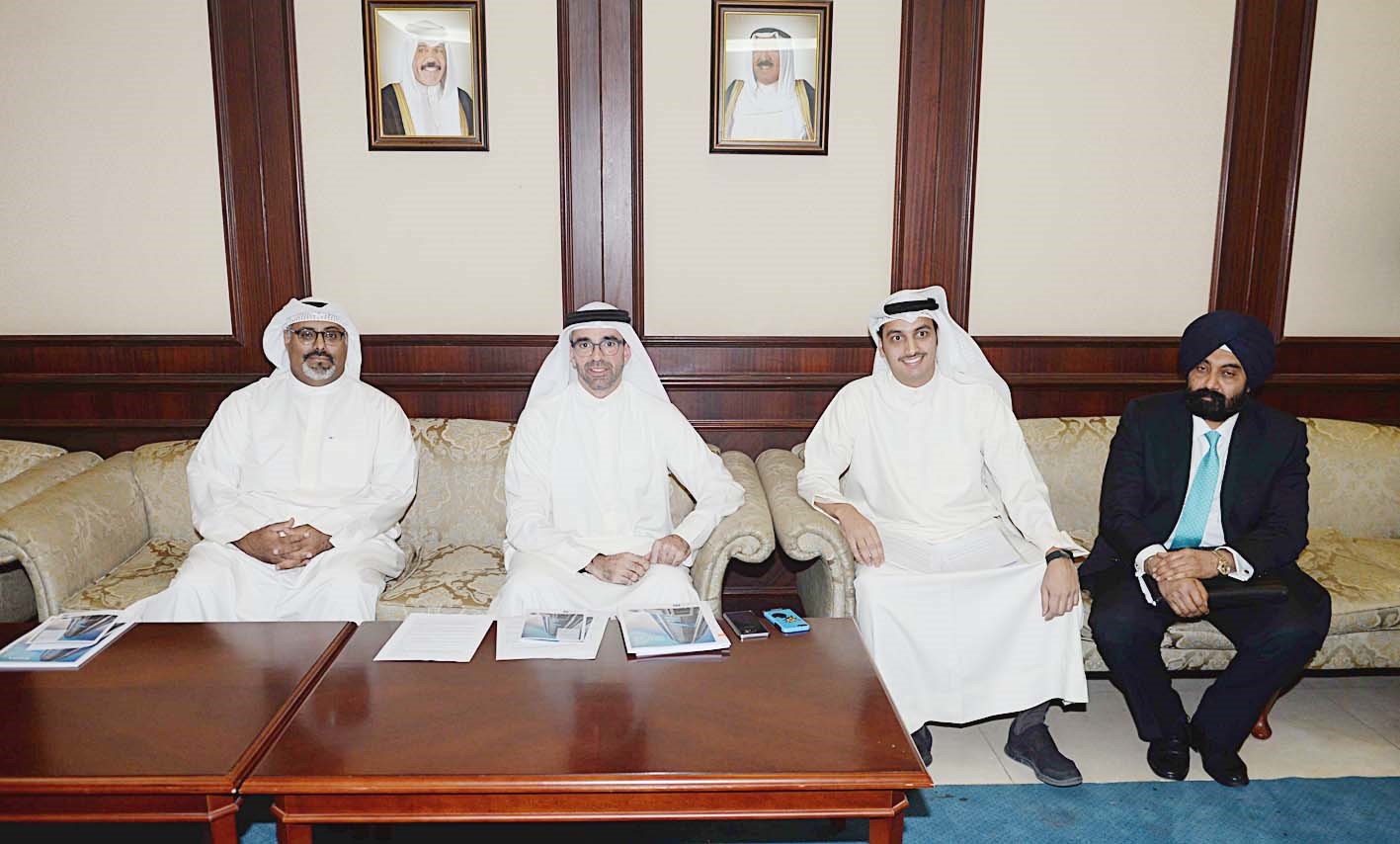 u0627u0644u062du0644u0628u064a u0645u062au0631u0626u0633u0627u064b u0627u0644u0627u062cu062au0645u0627u0639 (u062au0635u0648u064au0631 u0632u0643u0631u064au0627 u0639u0637u064au0629)