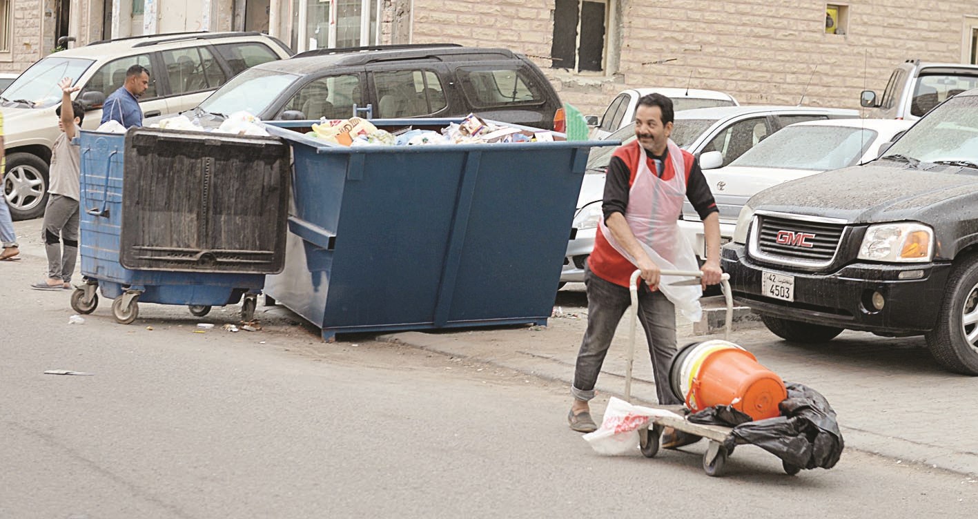 عربة يدوية للتغلب على زحام الشارع