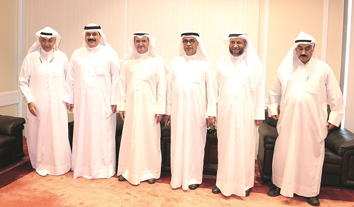 u0627u0644u0645u0631u0632u0648u0642 u0645u062au0648u0633u0637u0627u064b u0642u064au0627u062fu064au064a u0627u0644u0648u0632u0627u0631u0629 (u062au0635u0648u064au0631 u0643u0631u0645 u0630u064au0627u0628)