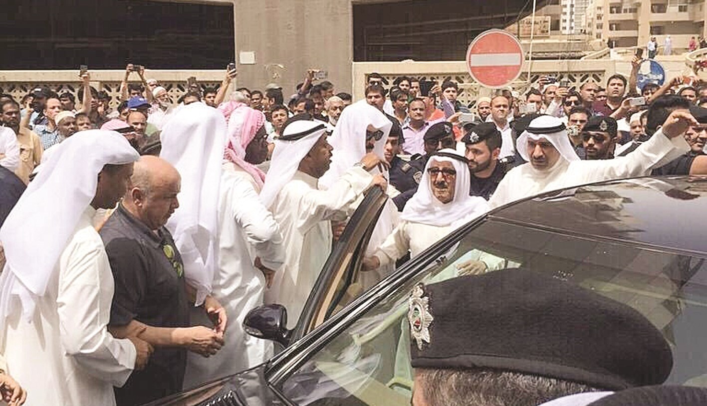 u0633u0645u0648 u0627u0644u0623u0645u064au0631 u0641u064a u0645u0648u0642u0639 u0627u0644u062du062fu062b u0628u0639u062f u062fu0642u0627u0626u0642 u0645u0646 u0627u0644u0627u0639u062au062fu0627u0621 u0627u0644u0625u0631u0647u0627u0628u064a