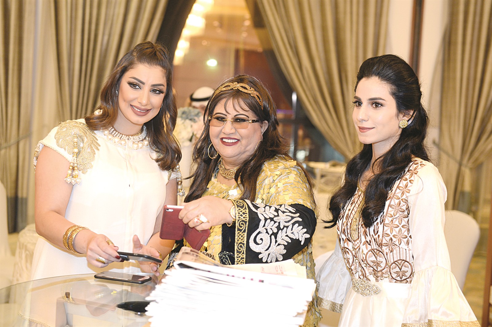 وجوه من الحفل