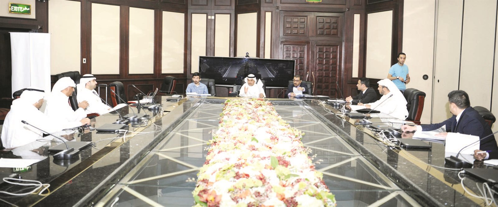 u0627u0644u0631u0632u064au062du0627u0646 u0645u062au0631u0626u0633u0627u064b u0639u0645u0648u0645u064au0629 u0627u0644u0634u0631u0643u0629 (u062au0635u0648u064au0631 u0637u0627u0631u0642 u0639u0632u0627u0644u062fu064au0646)