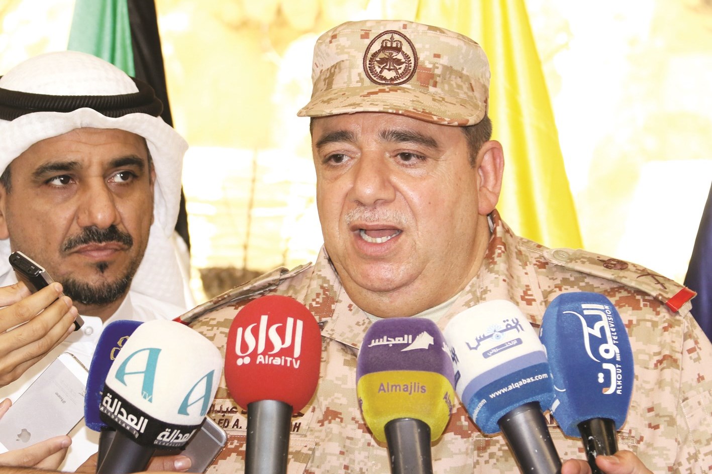 اللواء الكندري متحدثاً للصحافة