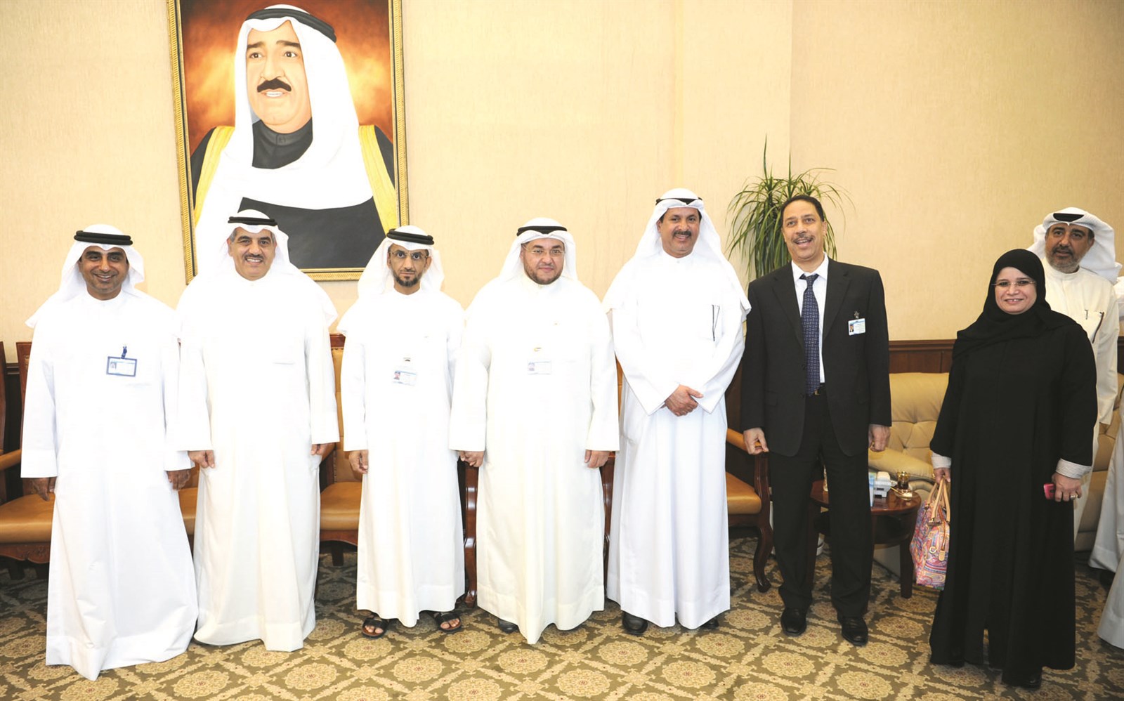 u0627u0644u0623u062bu0631u064a u0645u062au0648u0633u0637u0627u064b u0646u0648u0627u0628u0647 u0648u0639u062fu062fu0627u064b u0645u0646 u0627u0644u0645u0647u0646u0626u064au0646 (u062au0635u0648u064au0631 u0637u0627u0631u0642 u0639u0632u0627u0644u062fu064au0646)