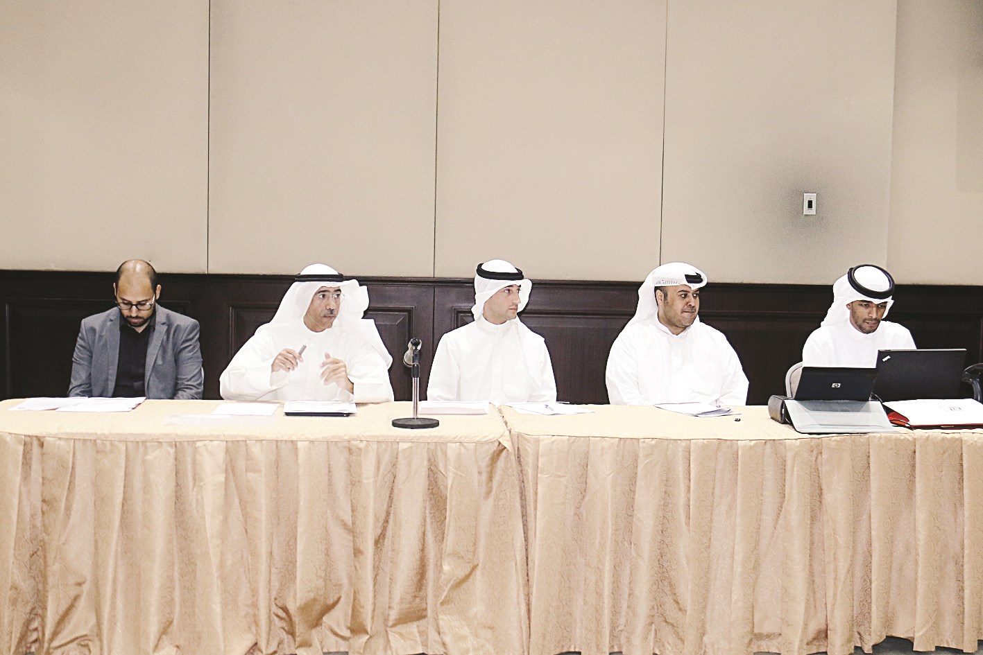 u0627u0644u063au0631u0628u0644u0644u064a u0645u062au0631u0626u0633u0627u064b u0627u0644u0627u062cu062au0645u0627u0639                    (u062au0635u0648u064au0631 u0628u0633u0627u0645 u0632u064au062fu0627u0646)