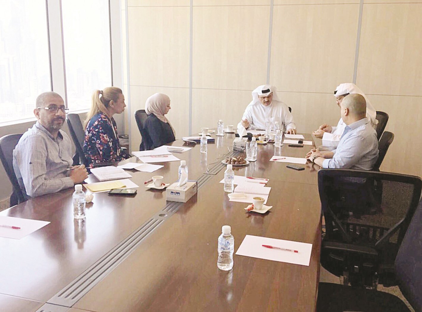 u0634u0644u0627u0634 u0645u062cu062au0645u0639u0627u064b u0628u0627u0644u0642u0627u0626u0645u064au0646 u0639u0644u0649 u0627u0644u0645u0634u0631u0648u0639