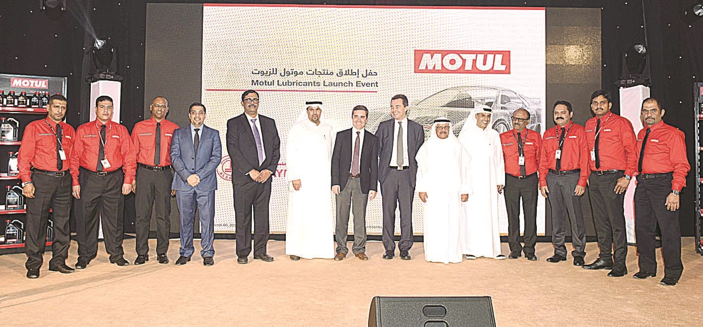 إدارتا «الساير» و«موتول» خلال حفل الإطلاق (تصوير سعد هنداوي)