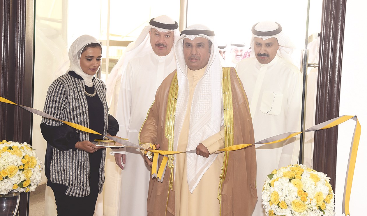 u0627u0644u0639u0632u0628 u064au0642u0635 u0634u0631u064au0637 u0627u0641u062au062au0627u062d u0645u0631u0643u0632 u062eu062fu0645u0629 u0627u0644u0645u0648u0627u0637u0646 u0641u064a u0627u0644u0639u0627u0631u0636u064au0629 u0628u062du0636u0648u0631 u0627u0644u0633u0631u064au0639 u0648u0627u0644u062cu0631u064a