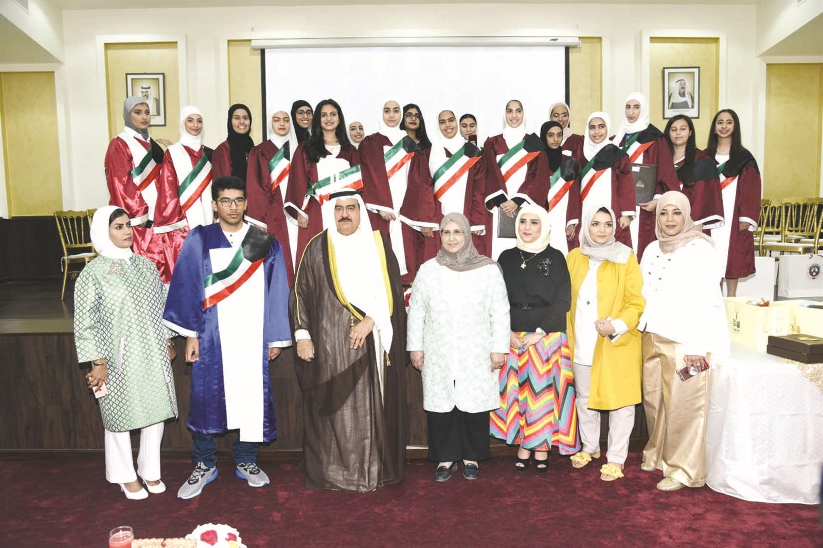 u0627u0644u0645u0647u0646u0627 u0648u0627u0644u062eu0627u0644u062fu064a u0645u0639 u0627u0644u0637u0644u0628u0629 u0627u0644u0645u062du062au0641u0649 u0628u0647u0645