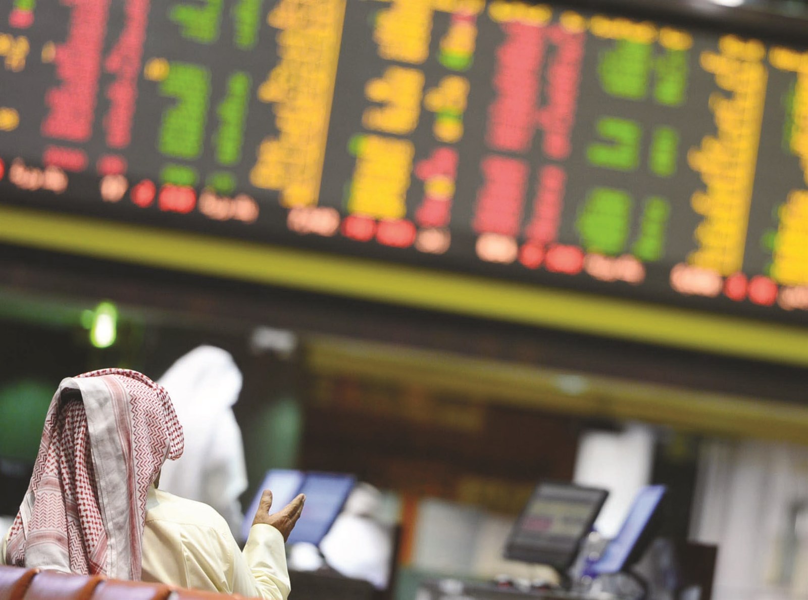 u0627u0644u0623u0648u0633u0627u0637 u0627u0644u0627u0633u062au062bu0645u0627u0631u064au0629 u0644u0645 u062au062au0641u0627u0639u0644 u0645u0639 u0627u0644u0636u0648u0627u0628u0637 u0627u0644u0645u0637u0628u0642u0629 u062du062au0649 u0627u0644u0622u0646      (u062au0635u0648u064au0631 u0627u0633u0639u062f u0639u0628u062fu0627u0644u0644u0647)