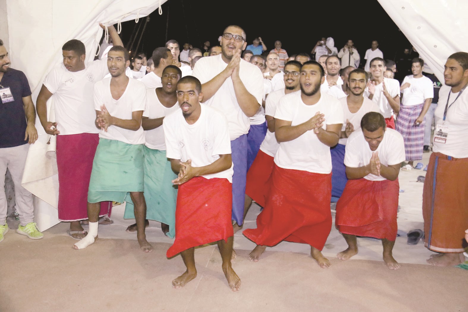 احتفال الغاصة على أنغام الهولو واليامال